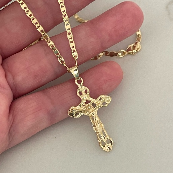 14k Gold Filled Crucifix Valentino Necklace Cadena con crucifijo - Picture 2 of 7